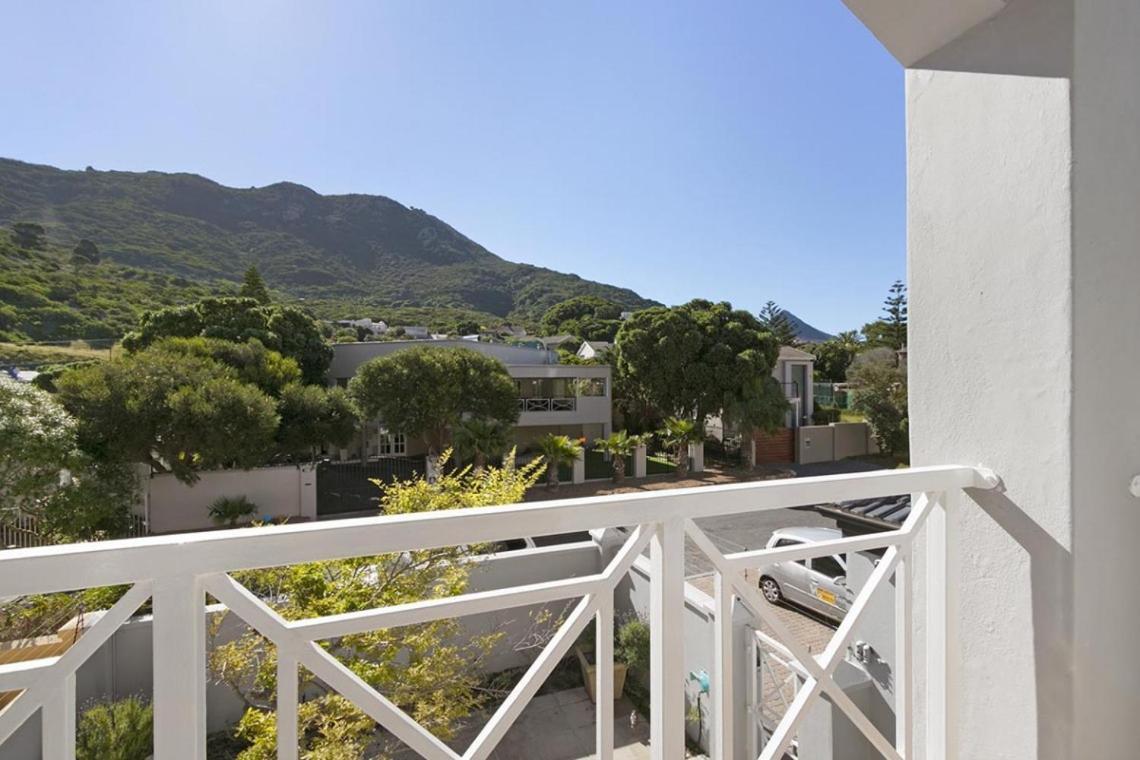 Villa De La Mer Hout Bay Beachfront Кейптаун Екстериор снимка